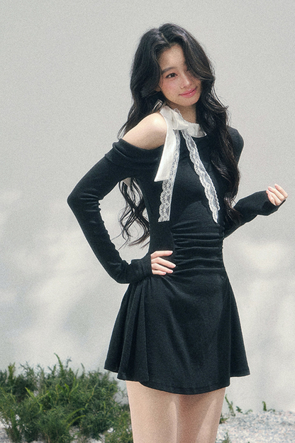 フレンチレースオフショルダードレス