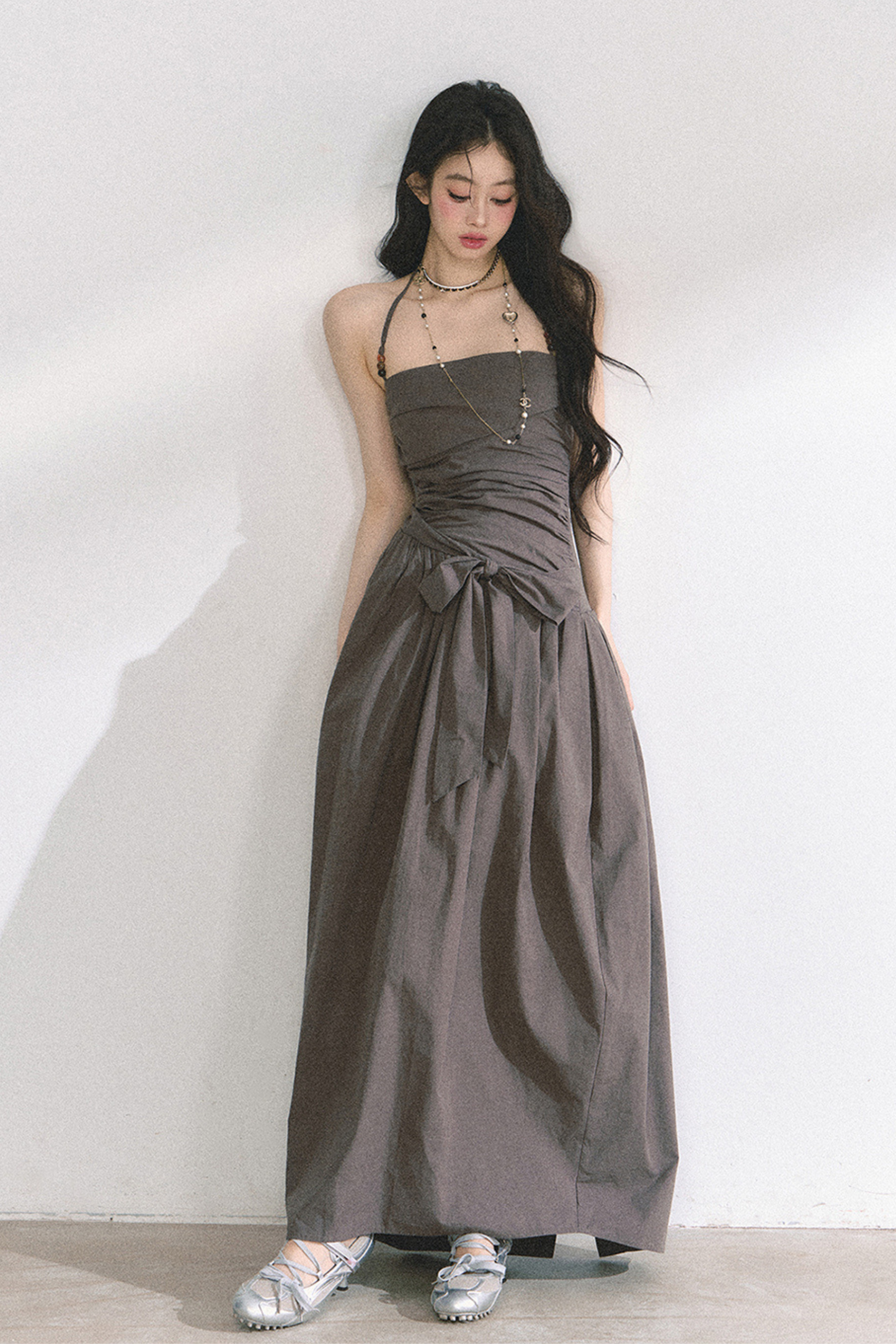 ホルターネックロングドレス