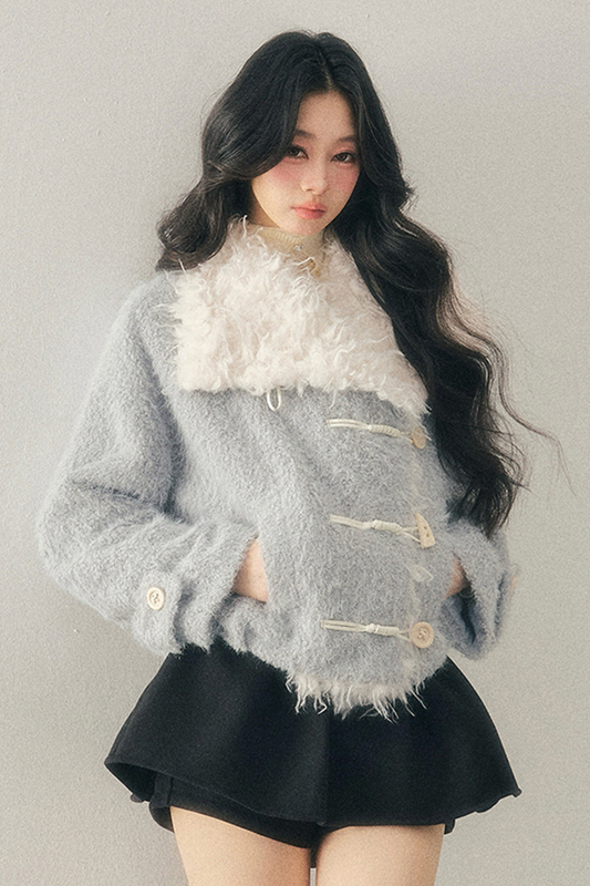 Hornknopf-Pelz-Süß-Mantel