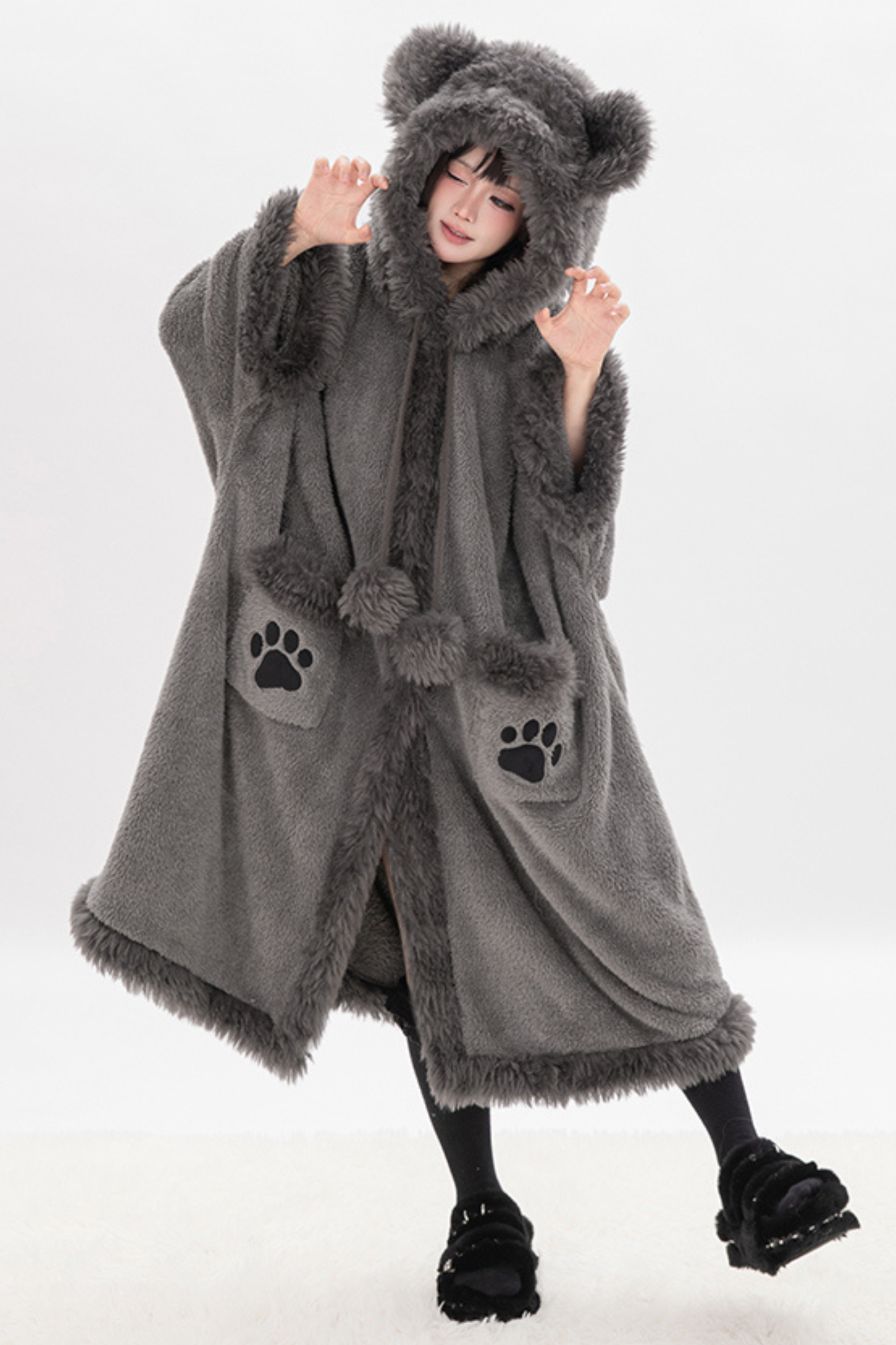 Fluffy Paw Mouse Loomwear