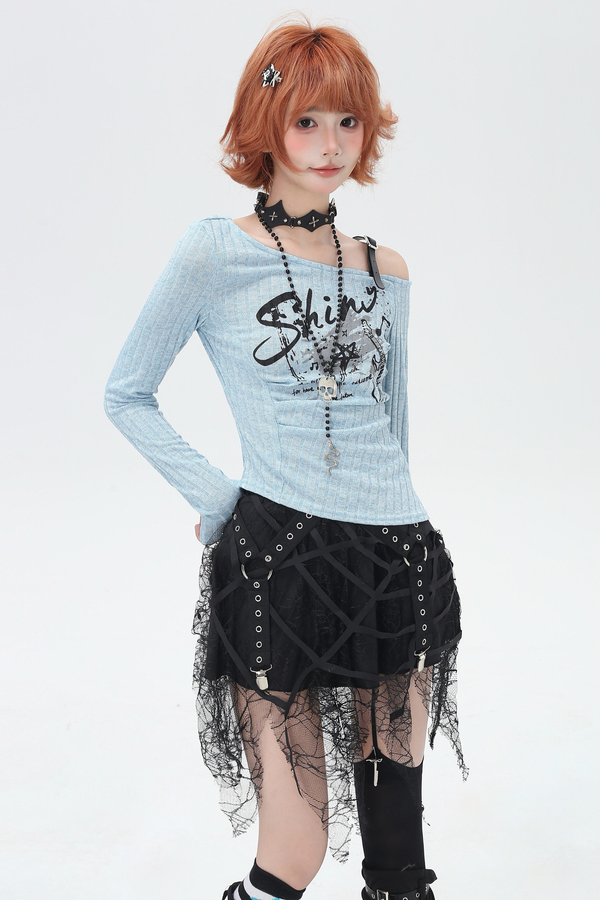 レザーオフショルダートップス