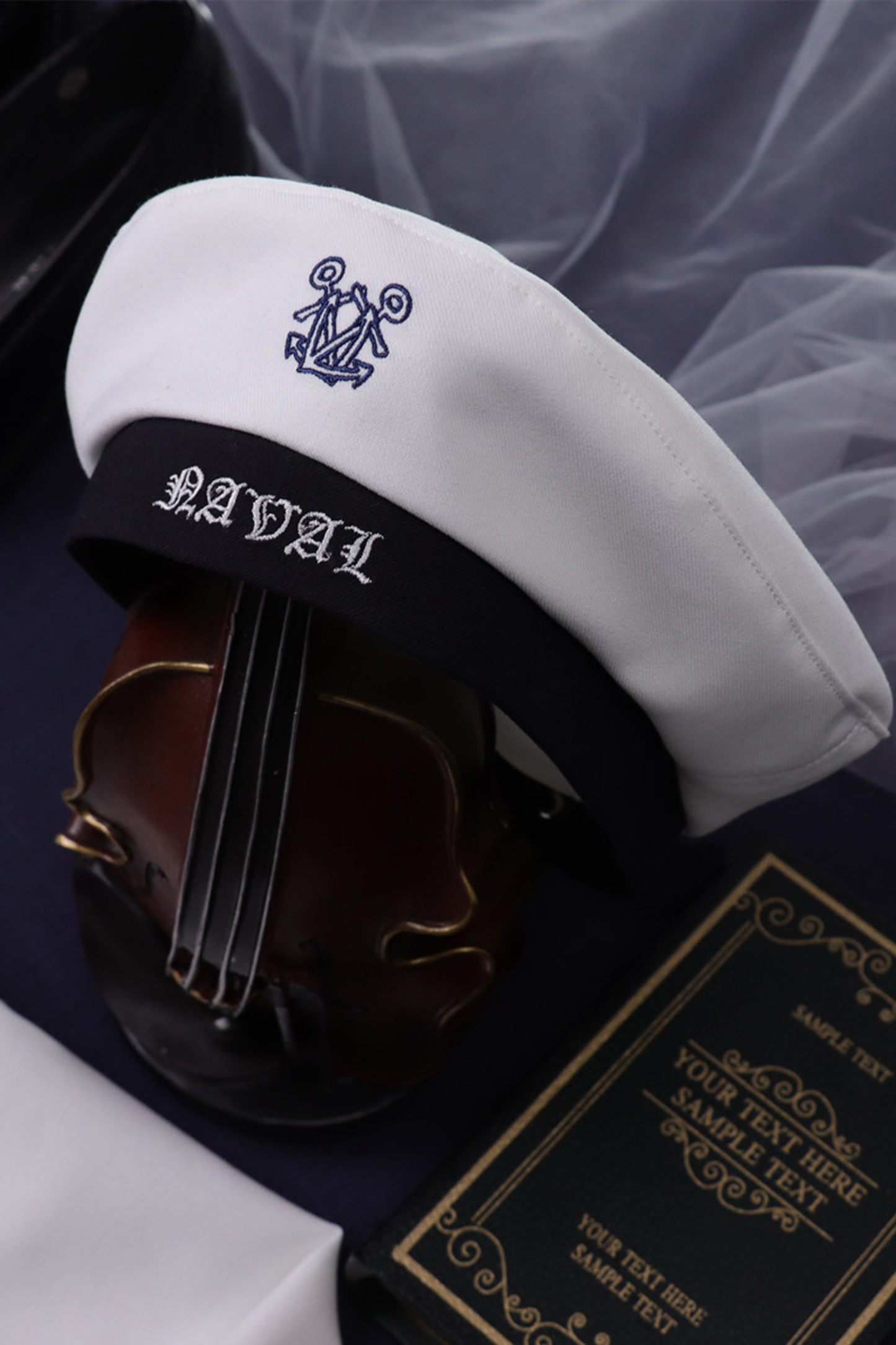 Matrosen-Hemd + Träger-Kurze Hose + Krawatte + Baskenmütze