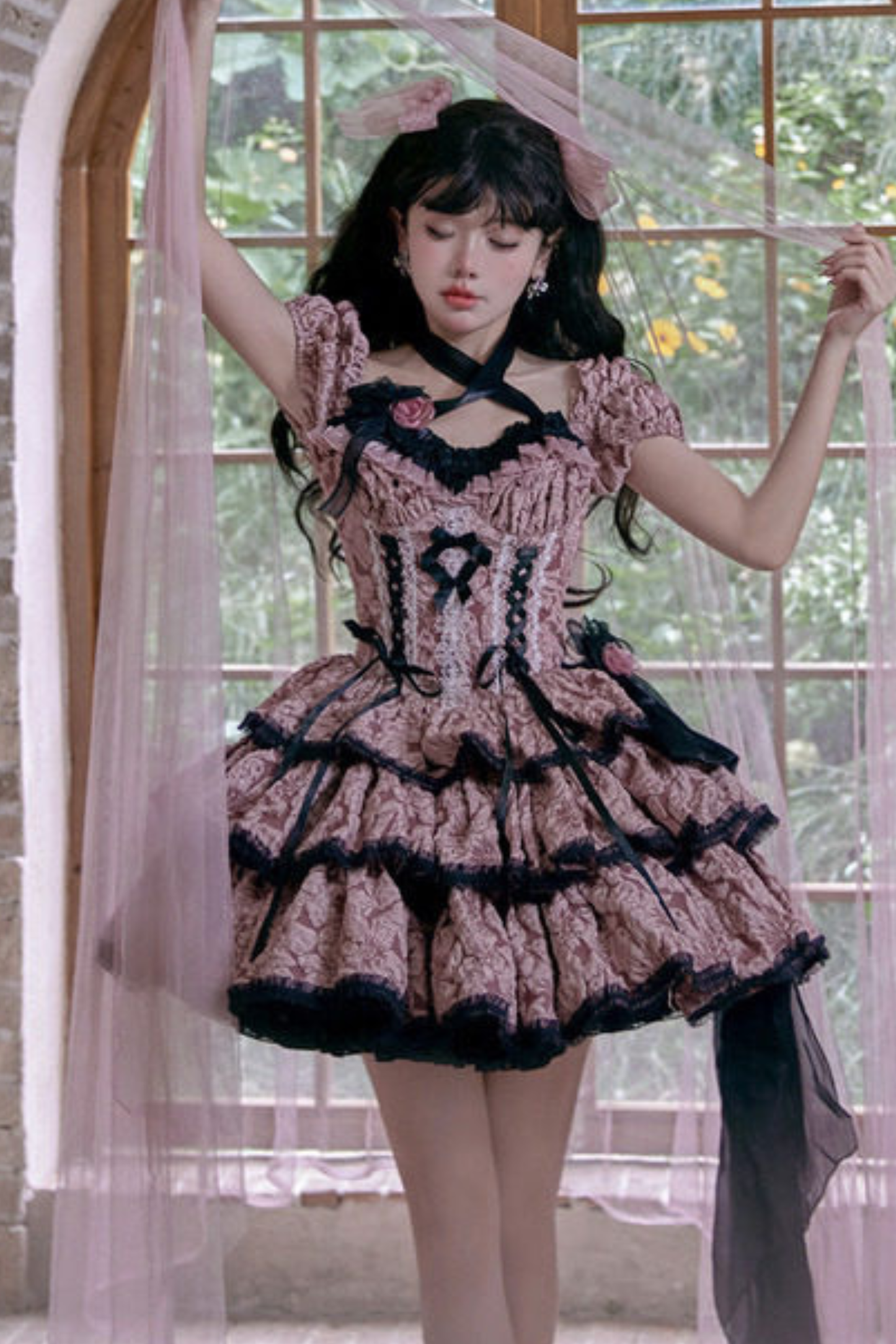 ダークピンクレースアップロリータドレス