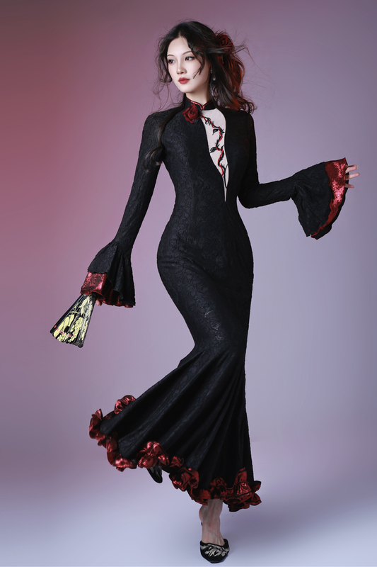 ネックデザインロマンチックドレス