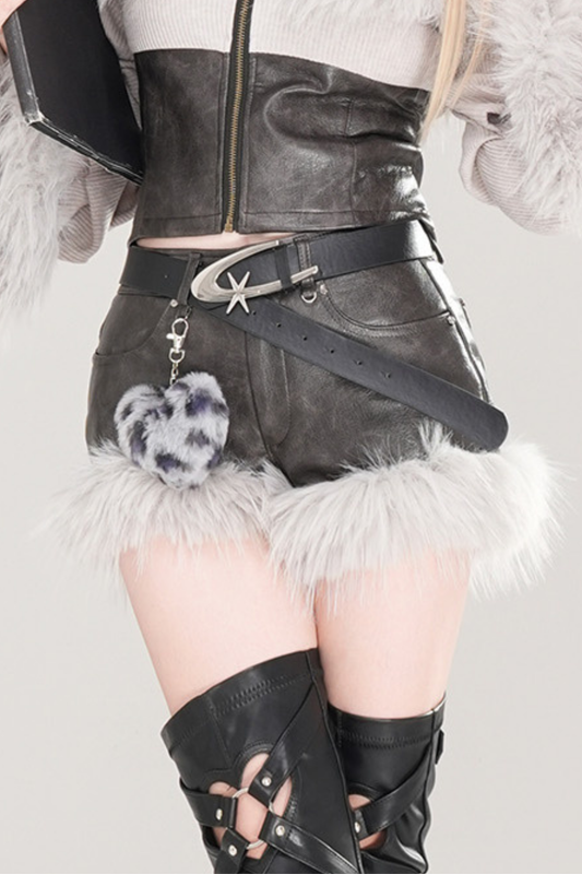 Y2K Millard Poo Leather Hot Pants