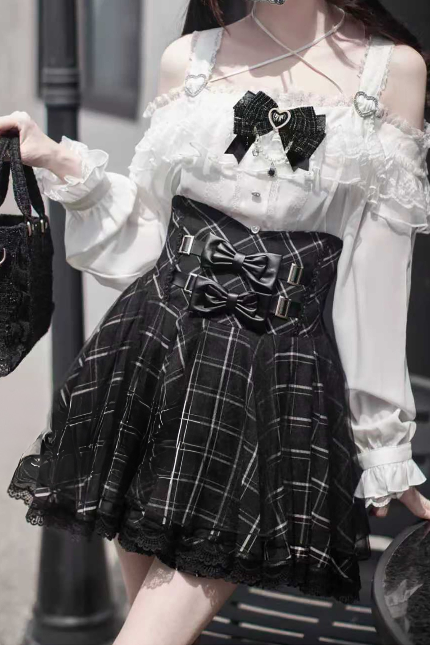 Mine off-the-shoulder shirt + checked skirt (with inner pants)