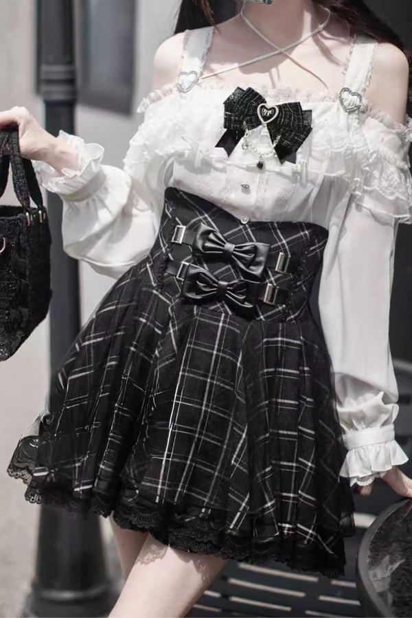 Mine off-the-shoulder shirt + checked skirt (with inner pants)