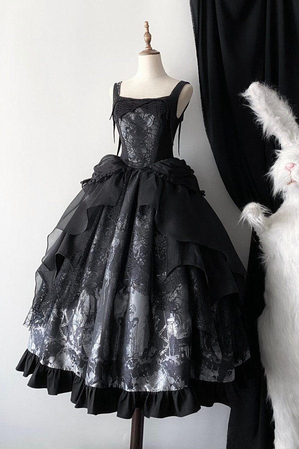 [Pre-order Deadline: March 29] Gothic Doll Jumper Skirt + Flare Skirt