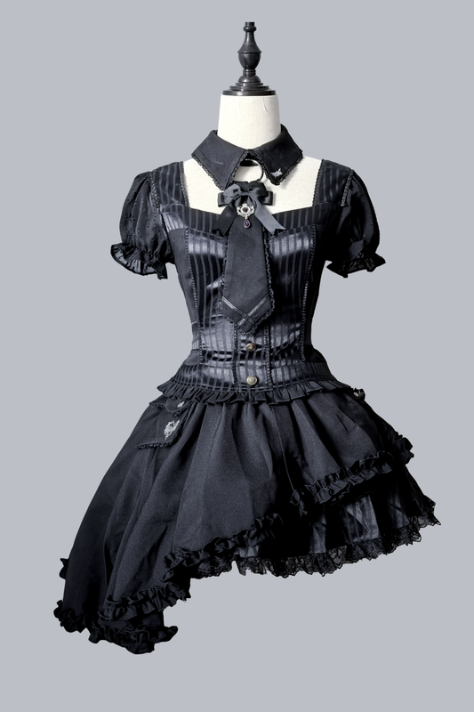 イレブンスナイトパフスリーブトップス