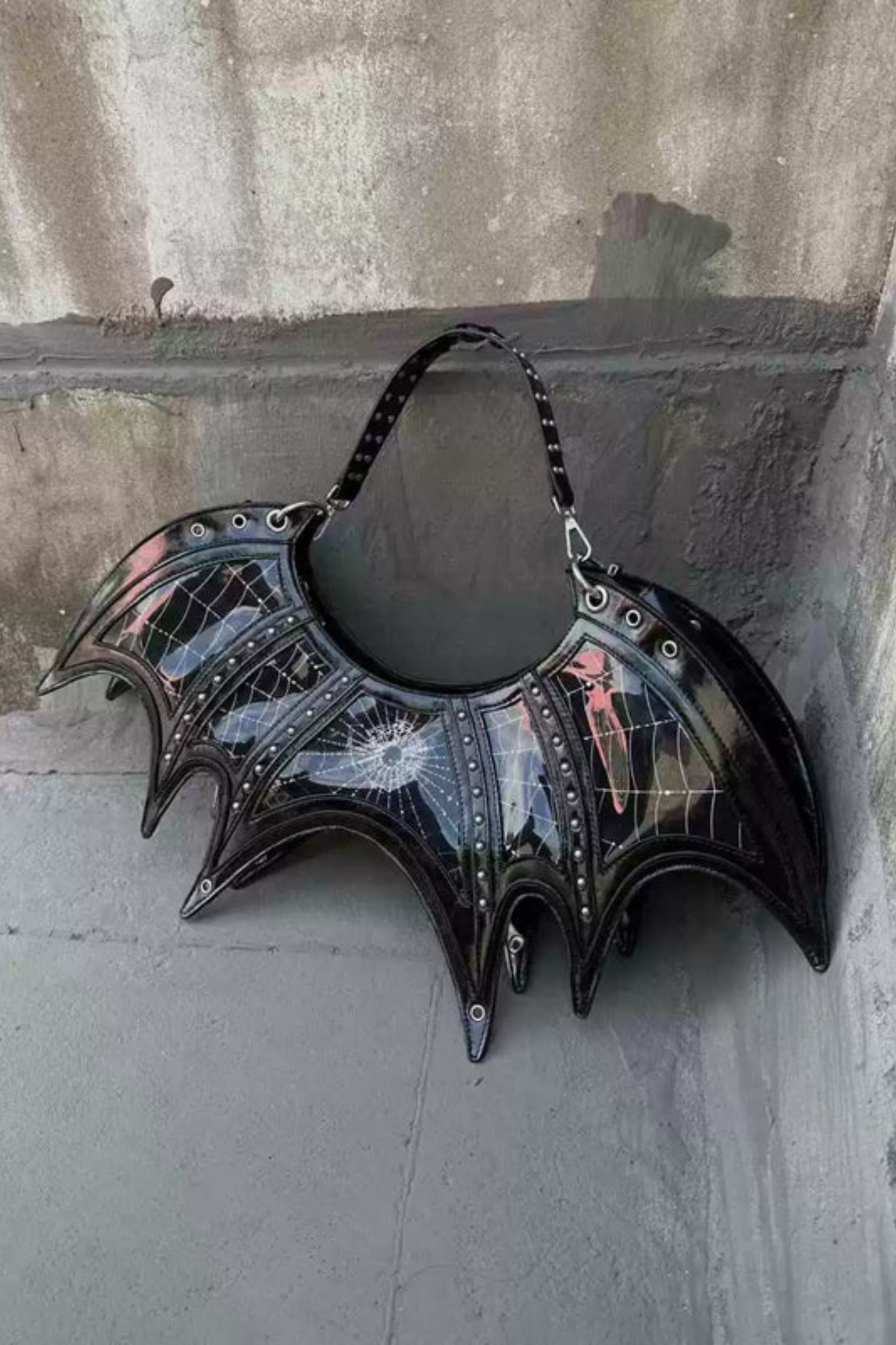 ダークスパイダークロスボディバッグ