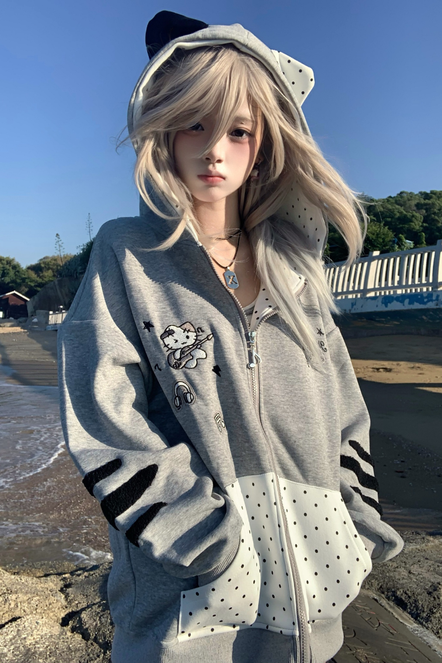 Cat Hood Dot Pocket Hoodie