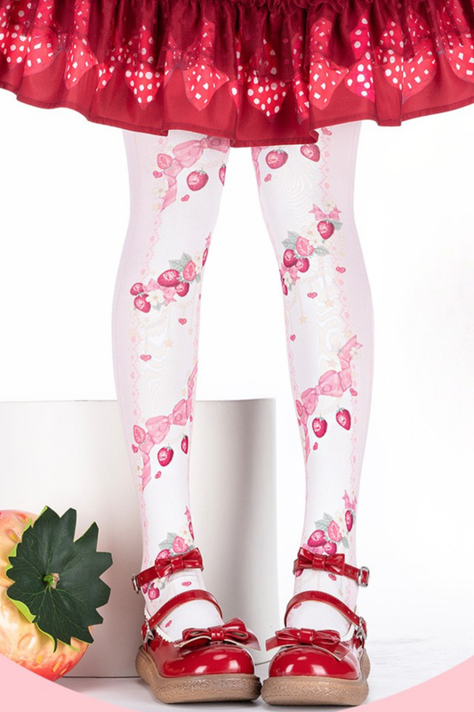 ストロベリーロリータオーバーザニーソックス