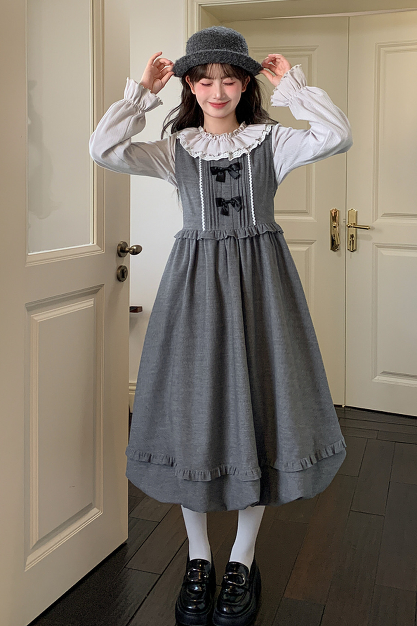 リボンレトロサスドレス