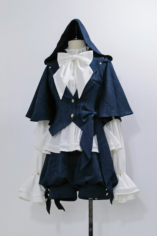 [Reservation deadline on September 28] Sapphire Blue Bunny Ears Cape Jacket + Vest + Shorts