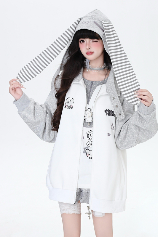 ダークラビットイヤーフードジャケット