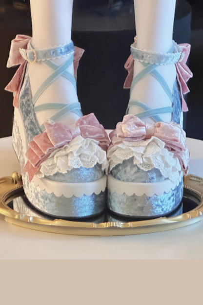 [Reservation deadline on October 25]  Fantasy World Dream Cake Velvet Platform Shoes