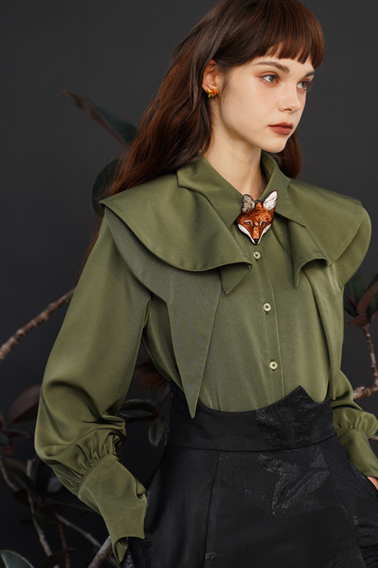 French cape design retro shirt