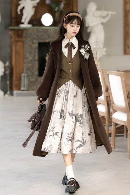 レトロロングコート+スカート+シャツ+ベスト