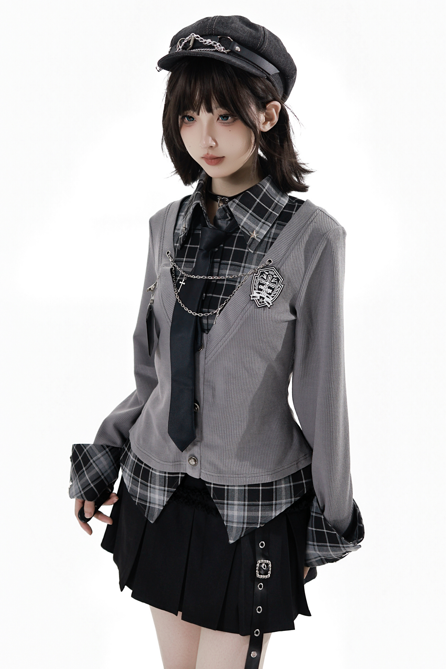 カレッジロールアップシャツ+スカート+ネクタイ