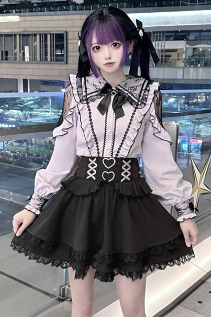 레이스 다크 셔츠 + 플레어 스커트