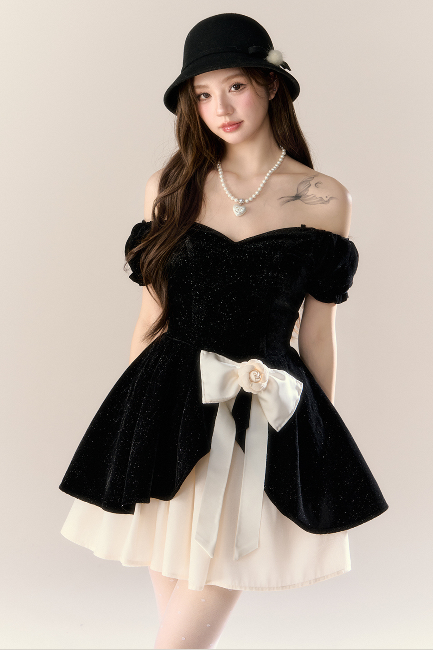 ベルベットフレンチブラックドレス