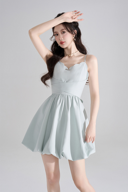 Robe dos nu bleu doux + cardigan transparent
