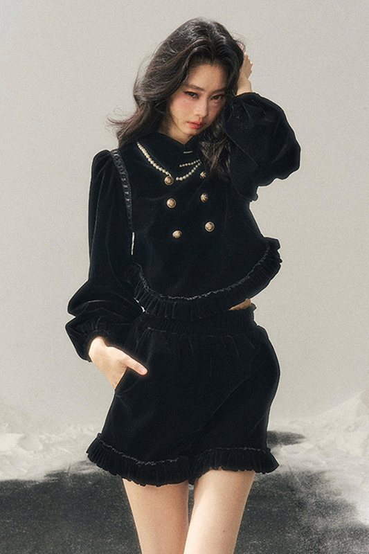 프렌치 벨벳 재킷 + 숏팬츠