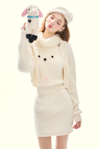 ミルキーホワイトミンクニットカーディガン+タイトスカート