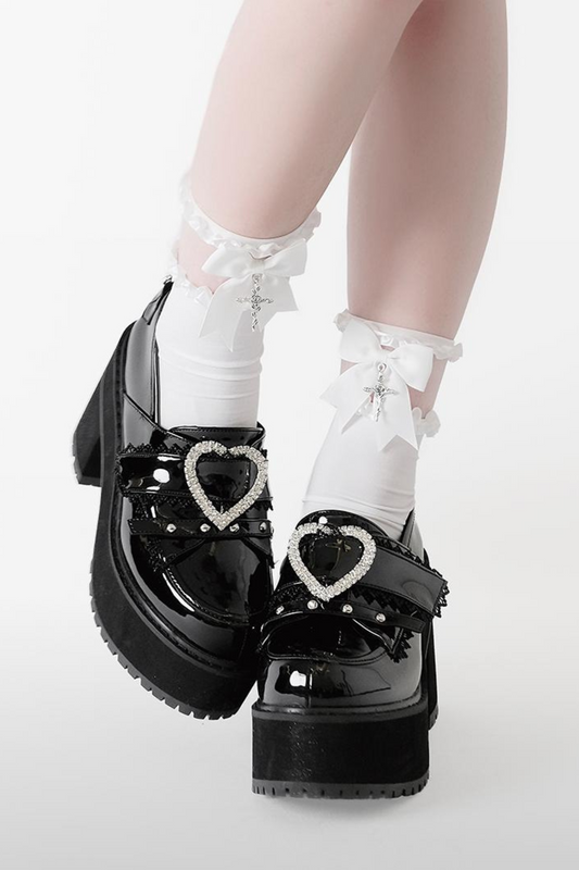 Heart ring shoes