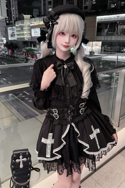 Hemd im Cape-Stil + Kreuzrock + Hut