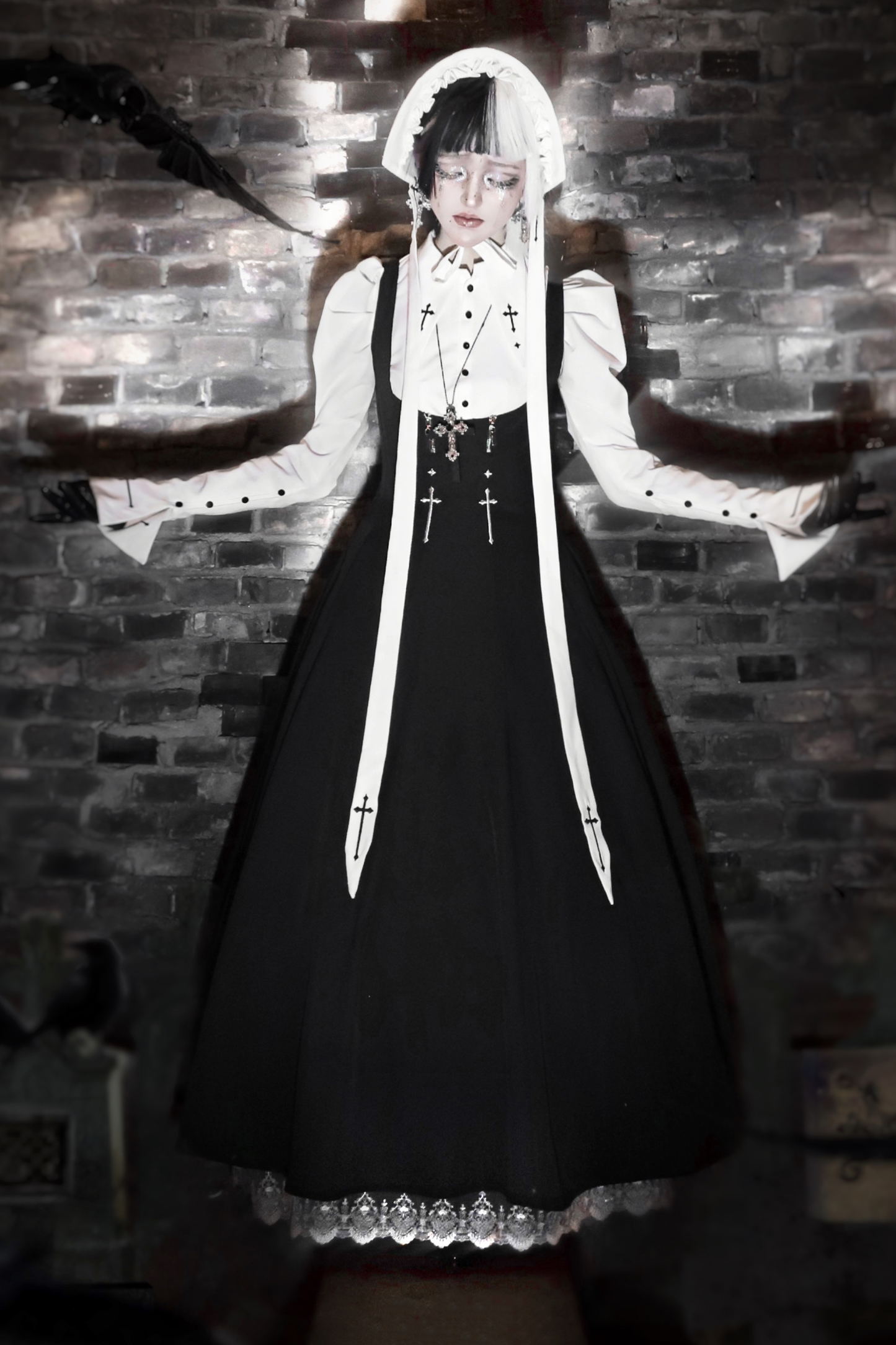 ゴスロリータスプリットブラウス+サスペンダースカート