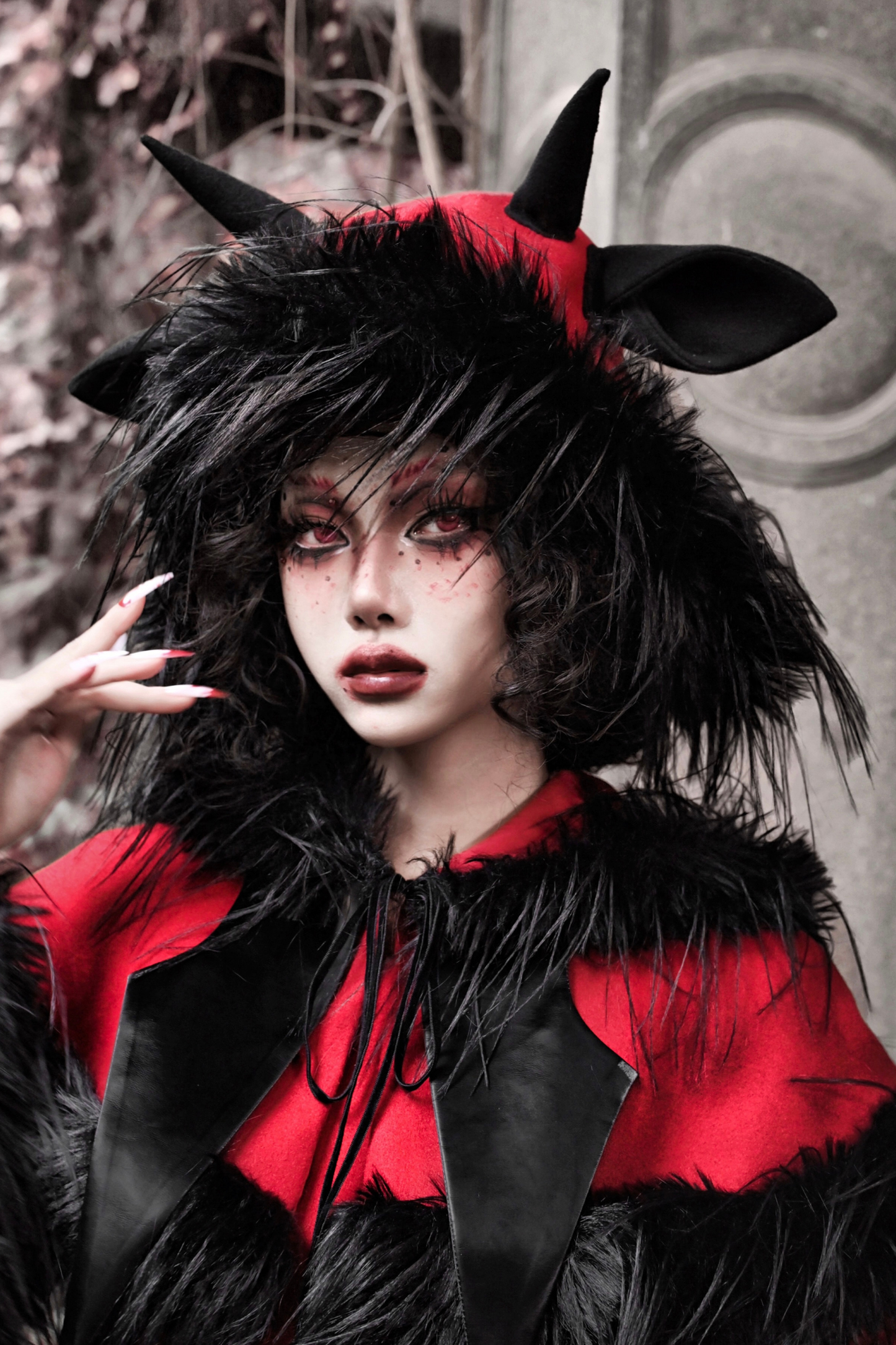 Carol Gothic Dark Wind Sheep Fur Hat