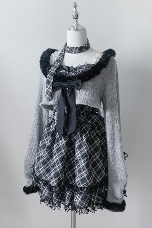 Mine suspender skirt + short cardigan