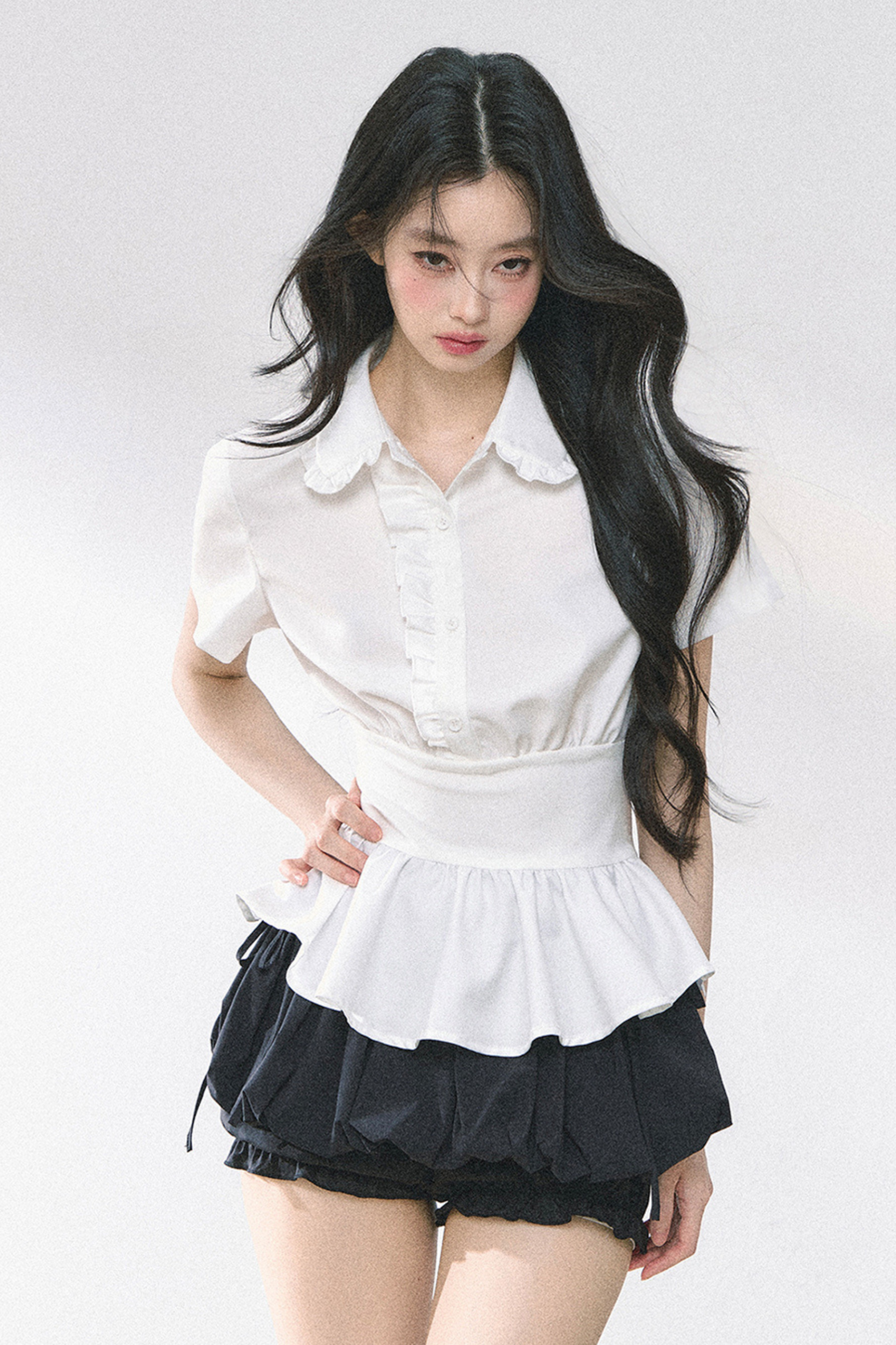ピュアホワイトフレンチペプラムシャツ