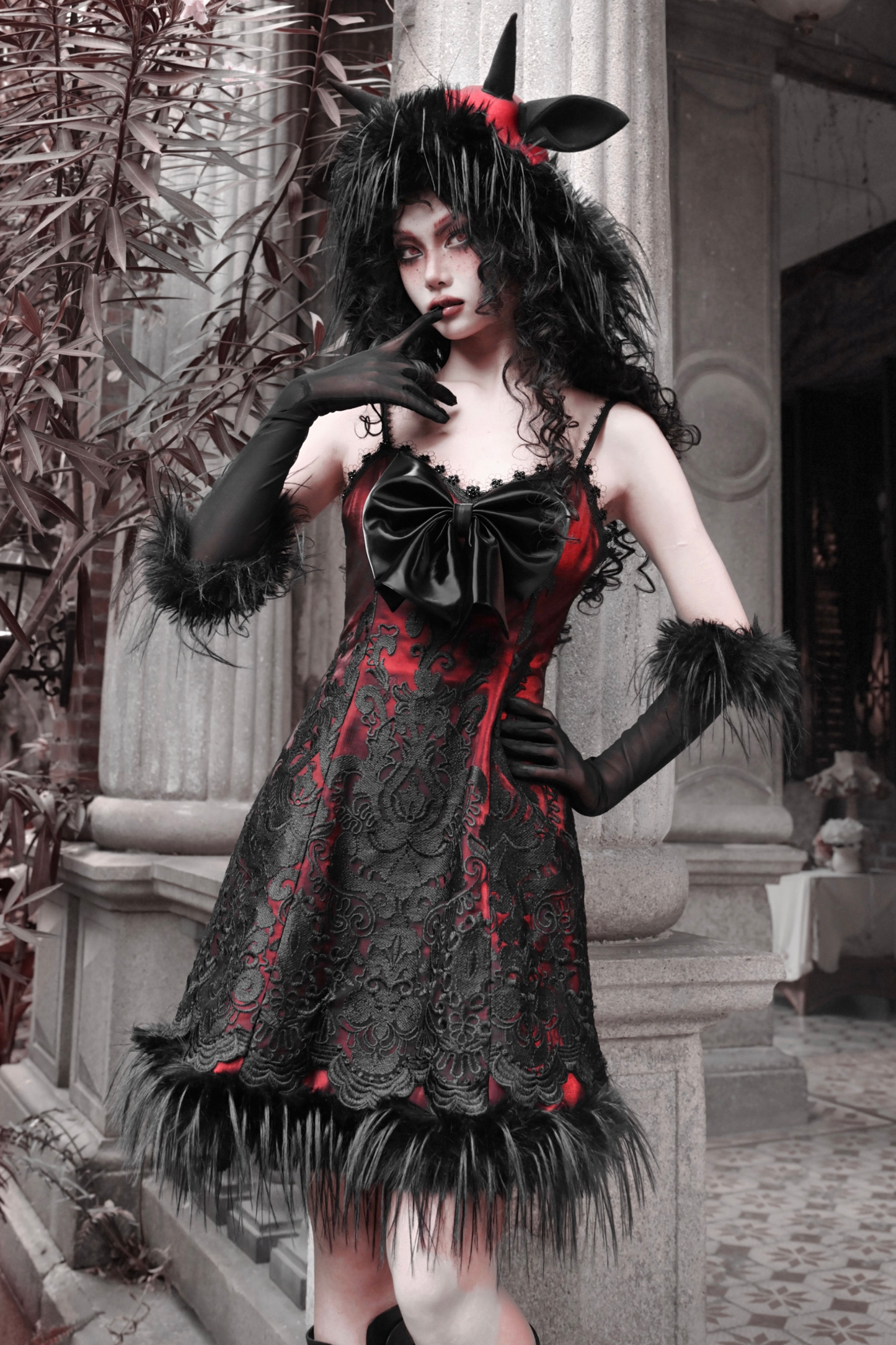 ダークゴシックスリムスリップドレス