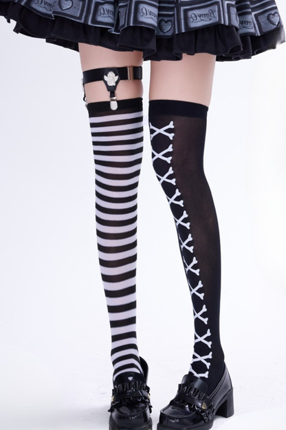 アシンメトリカルゴシックロリータニーハイソックス