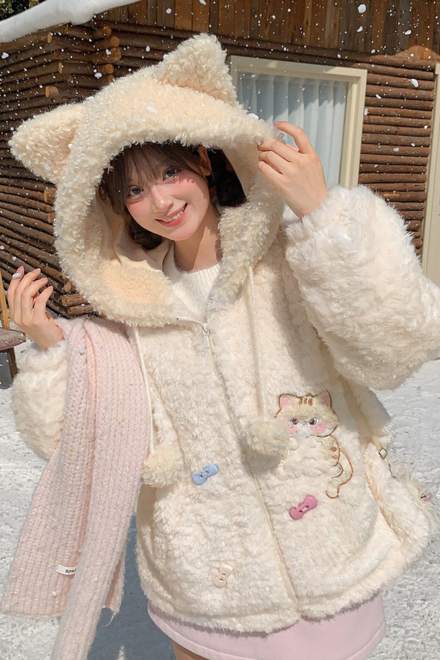 ホワイトファーキャットフードコート