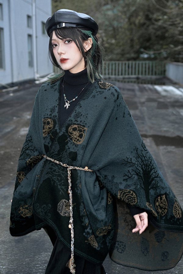China Jacquard Long Cloak