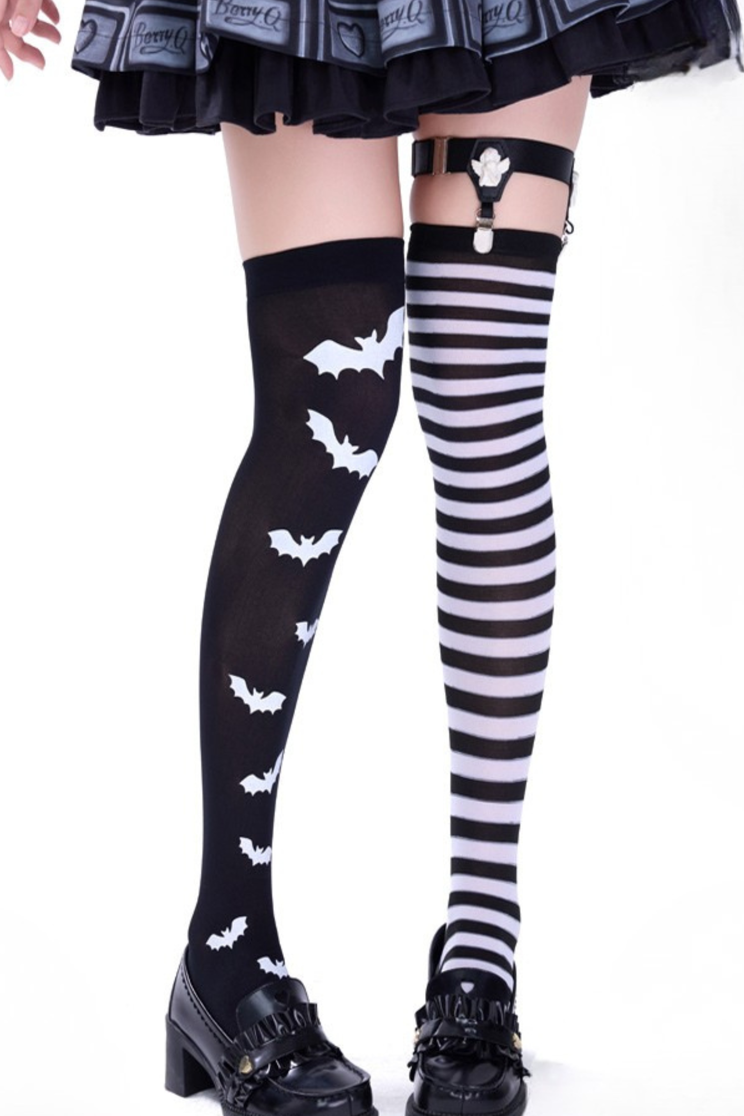 ゴシックロリータボーダーハイソックス