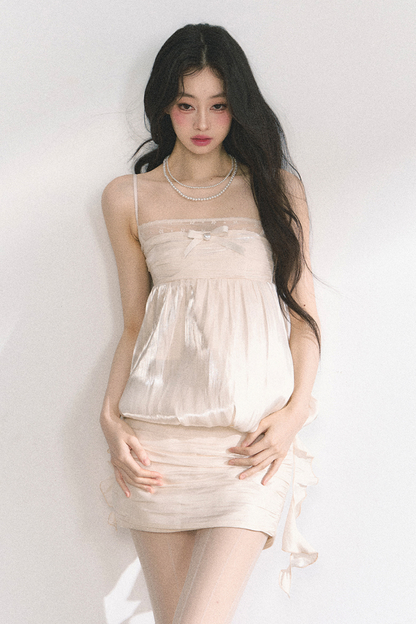 クリームロールノースリーブトップス+タイトスカート