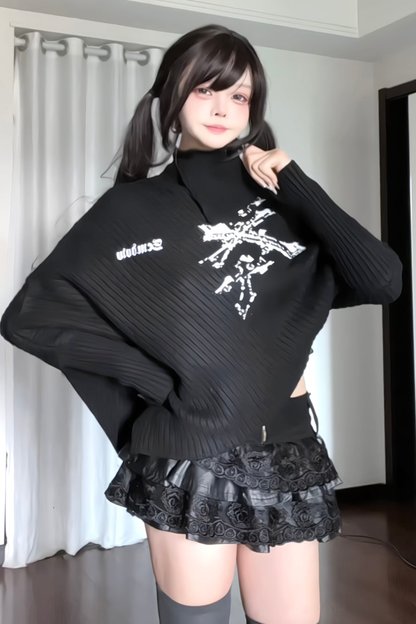 High Neck Letter Print Dark Top