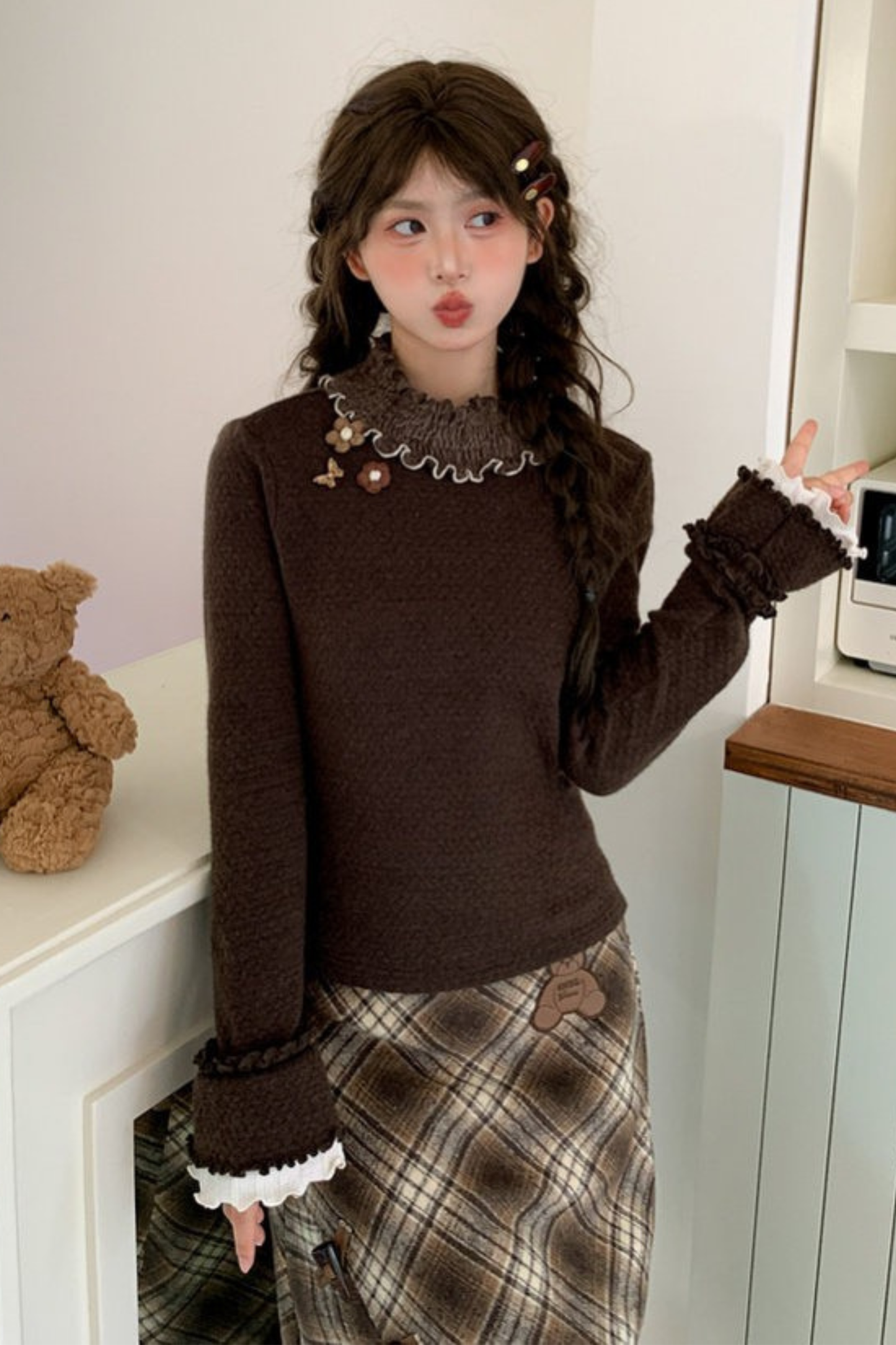 レースフリルハイネックトップス