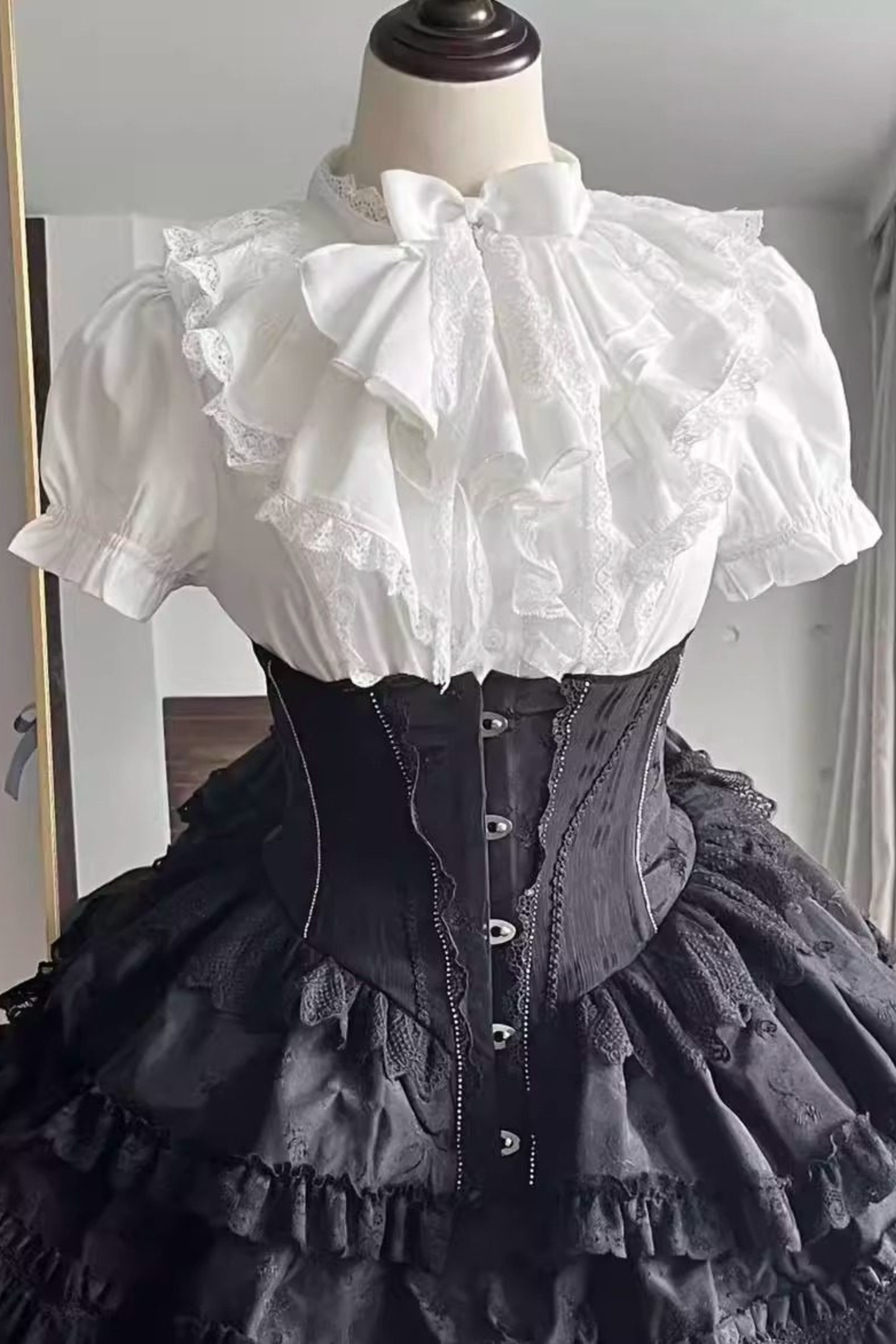 フリルゴシックロリータブラウス+フラワーカラー