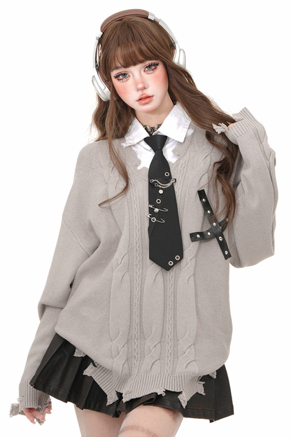 ダークカレッジルーズニット