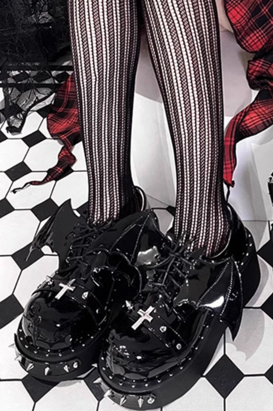 スーパーダークナイトローファー