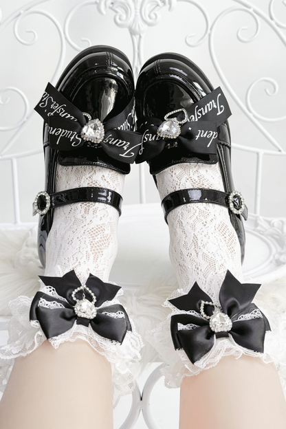 Ribbon Lace-Up Mary Jane Shoes