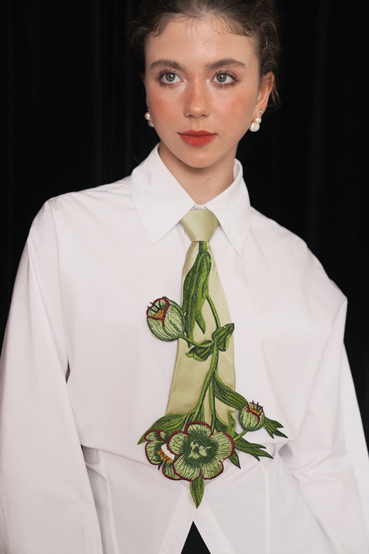 Retro flower art tie