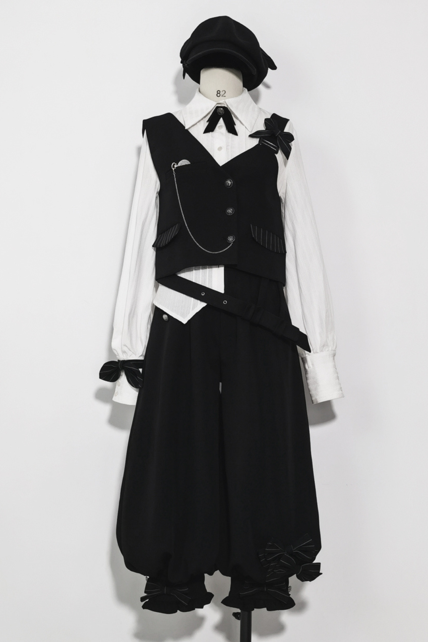 クールシックベスト+シャツ+バルーンパンツ