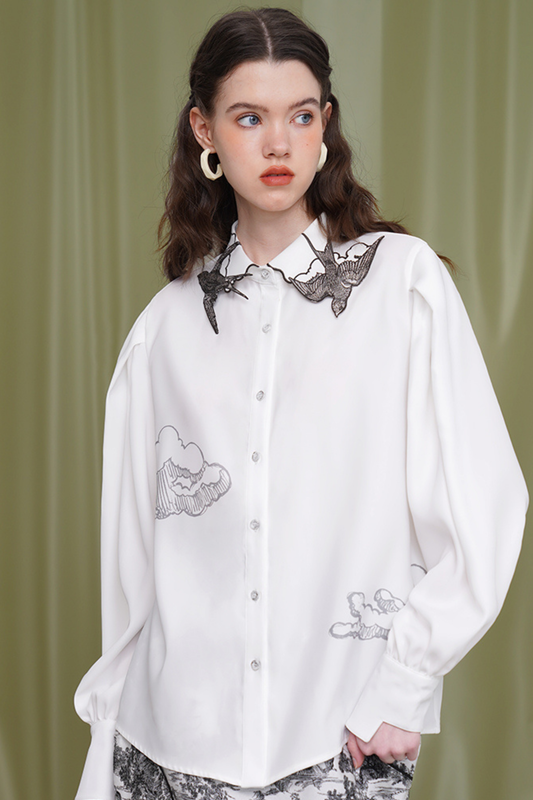 Bird collar mode shirt
