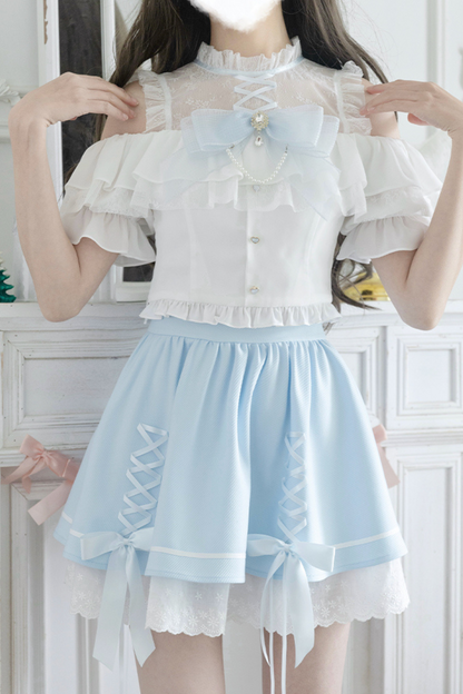 Lace short off-the-shoulder shirt + lace-up skirt